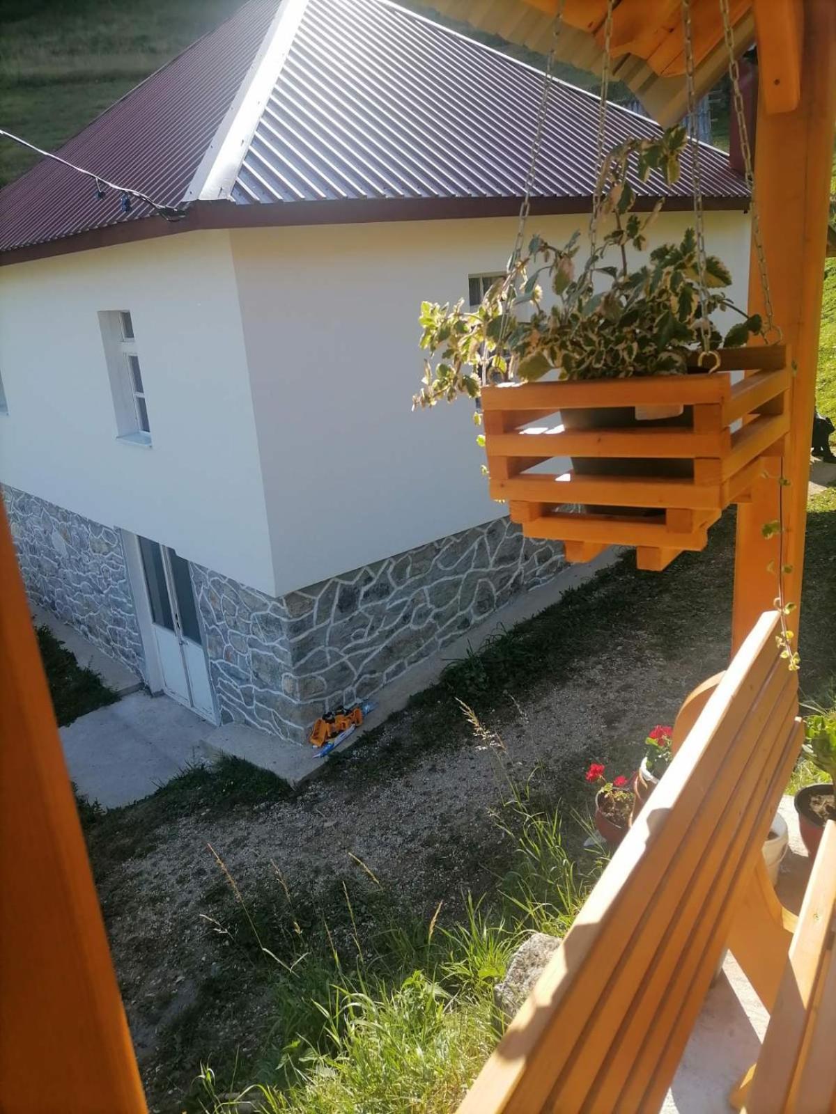 Seosko Domacinstvo Desin Do